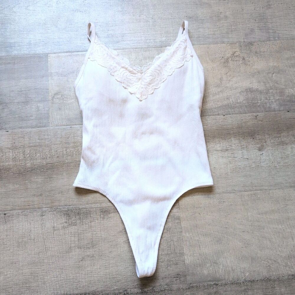 Victoria's Secret Pink Bodysuit  M White Ivory Floral Lace Ribbed Lingerie Thong